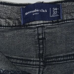 Abercrombie & Fitch Dark Wash Baggy Jeans